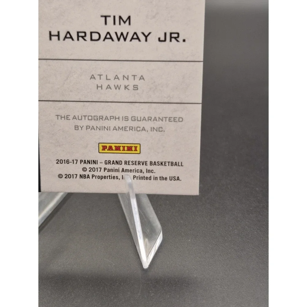 2016-17 Grand Reserve Tim Hardaway #29  Auto Red /99 (AU) Atlanta Hawks